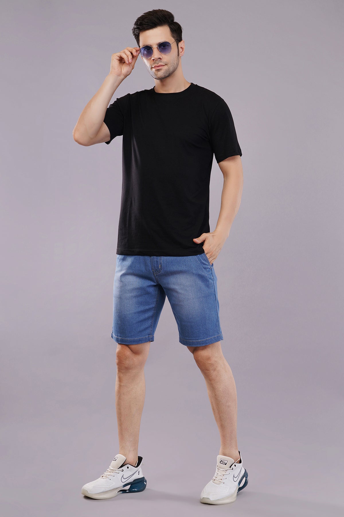 Men Denim Shorts with Drawstring Closure