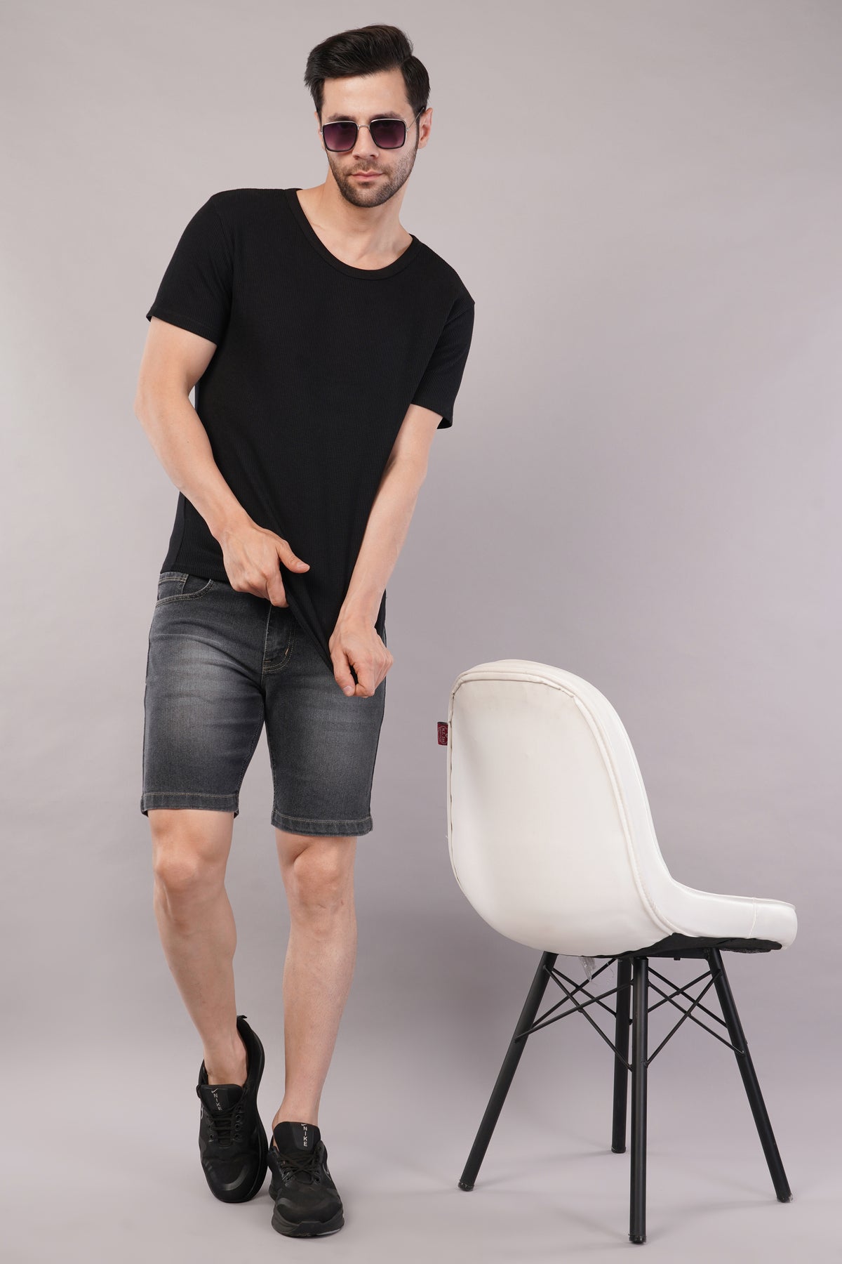 Men Denim Shorts ( 2001_L.Greyviskar )